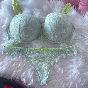 Victoria Secret Dream Angels Bra + panties